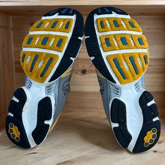 IQ Pearl Zuni White & Grey Athletic Sneaker Shoes Womens Size 10.5 - Picture 7 of 8